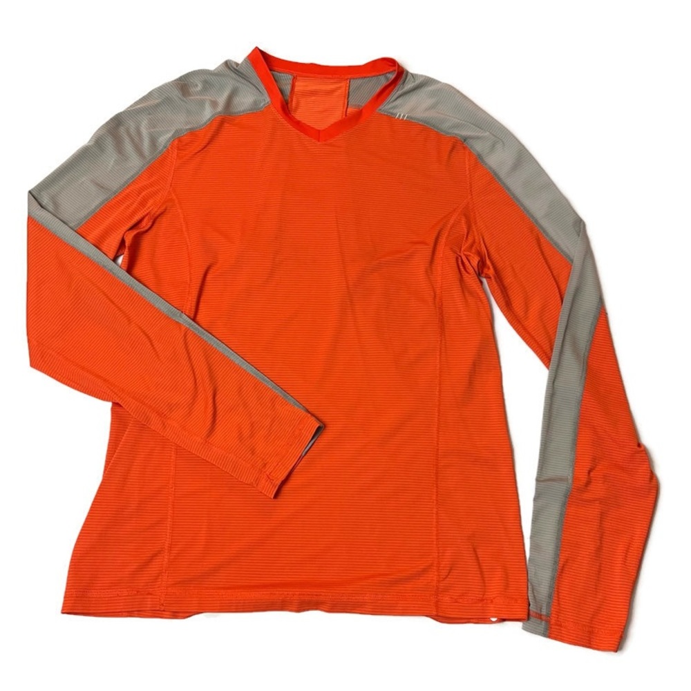 Lululemon Men’s Long Sleeve V-Neck Tee